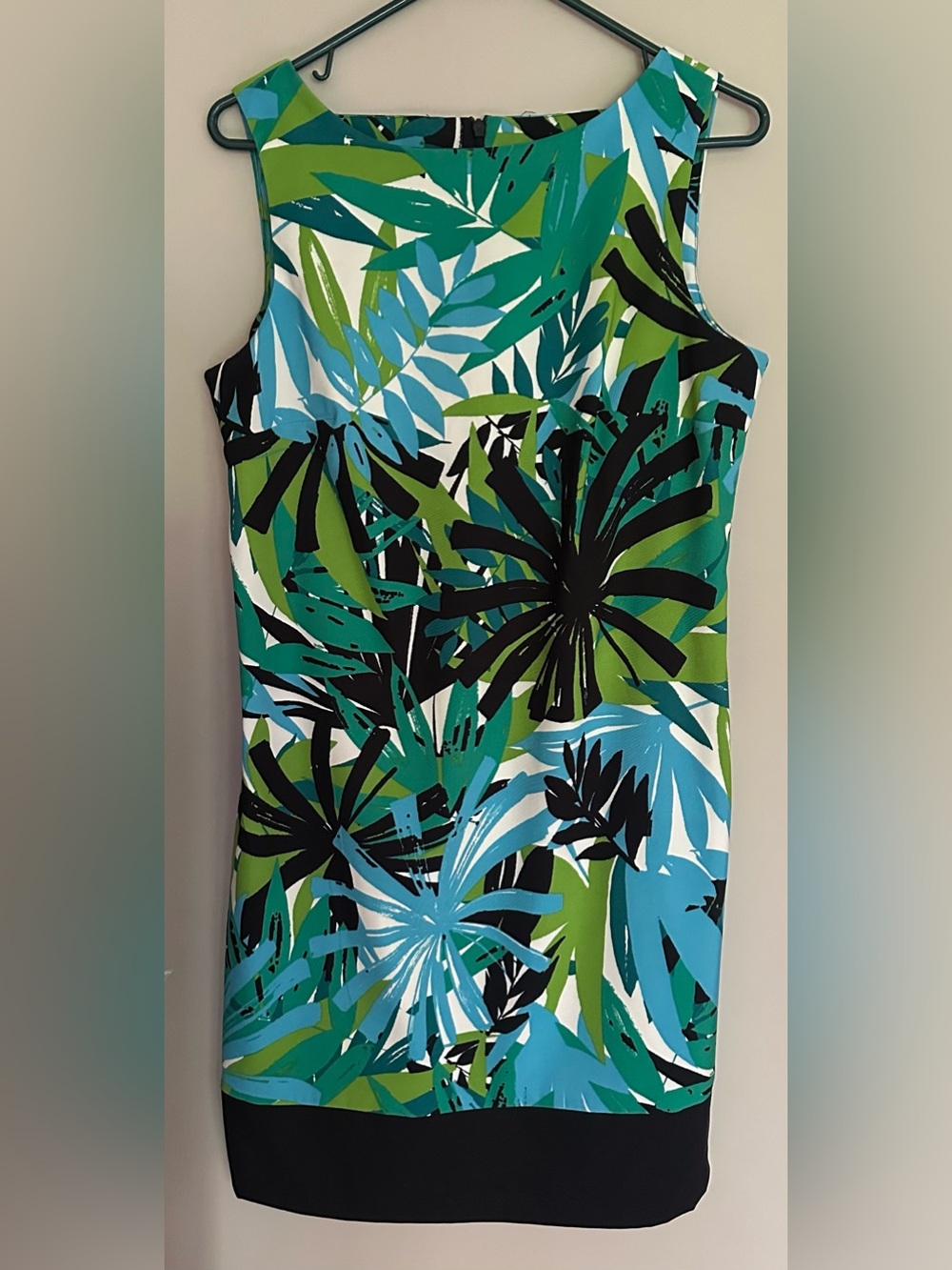 Dress Barn Size 12 Green, Teal and Black Tropical Shift Dress